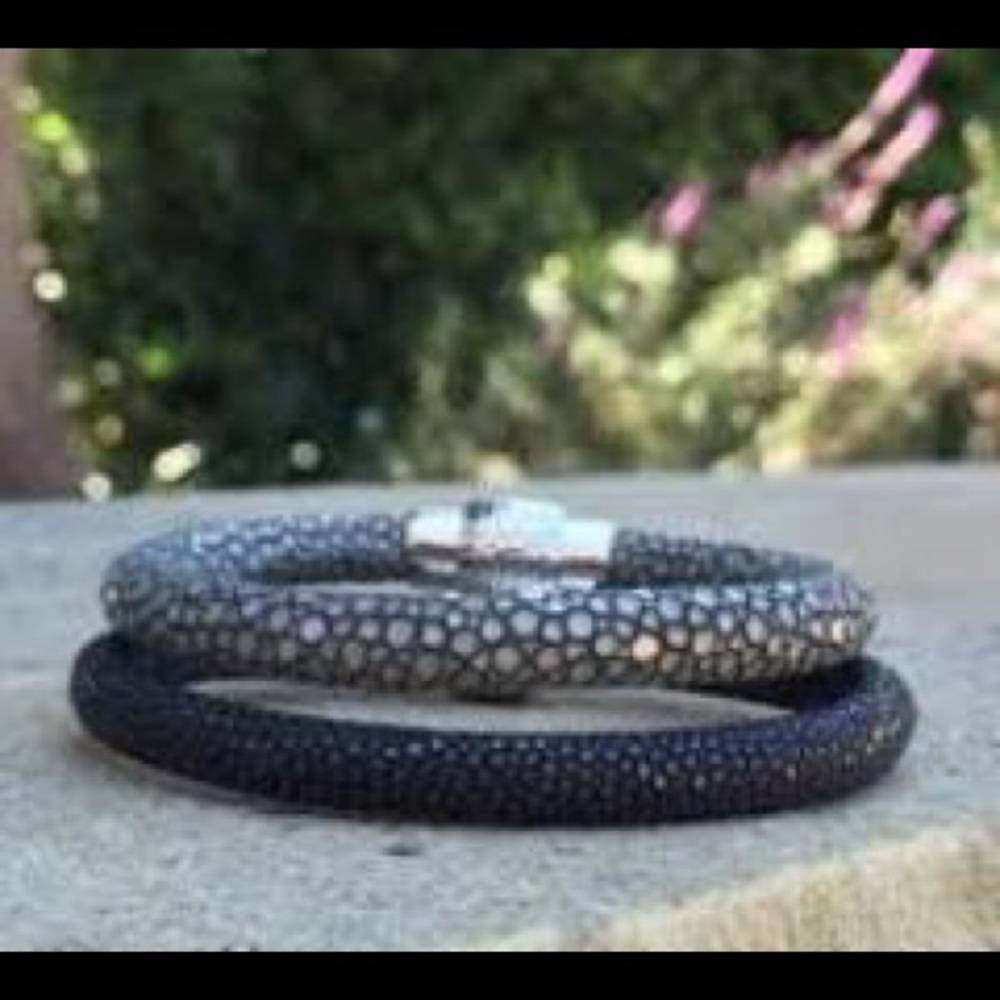 Grace & Heart Radiant Ray Bracelet - Gray